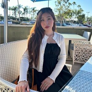 Meet your Posher, Navidara